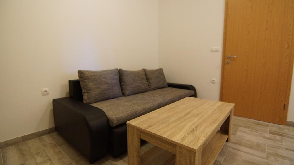 Apartments Domani Vir Eksteriør billede