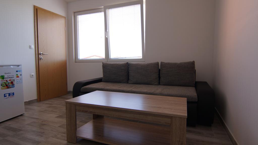 Apartments Domani Vir Eksteriør billede